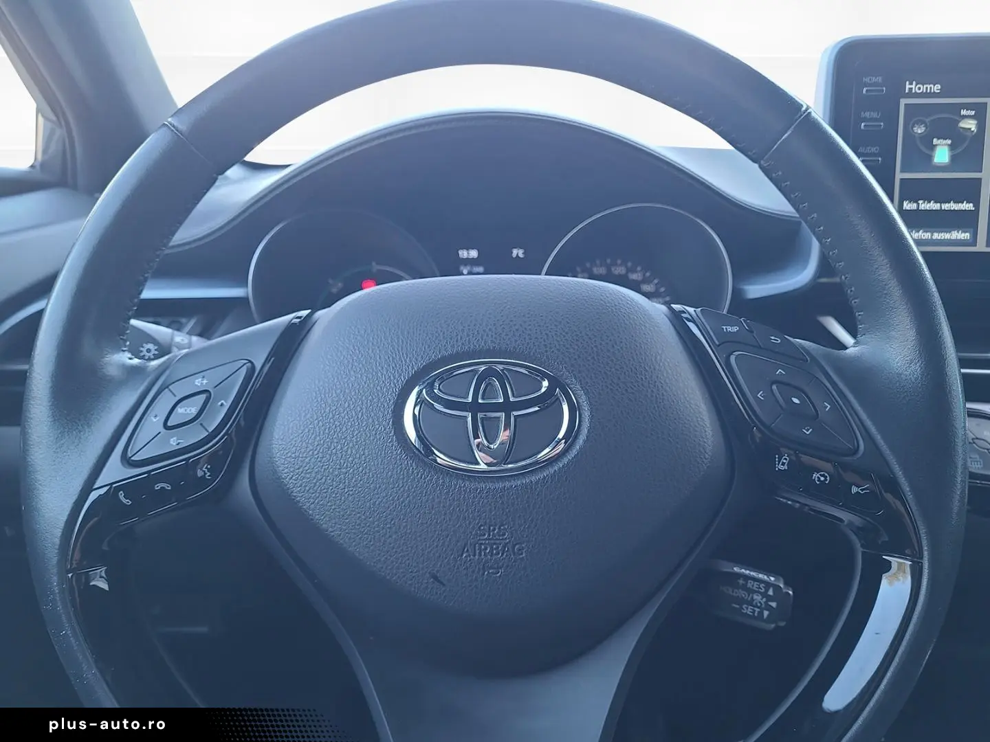 C-HR Hybrid Team D  Smartphone-Integration  LED