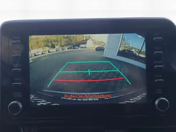 C-HR Hybrid Team D  Smartphone-Integration  LED