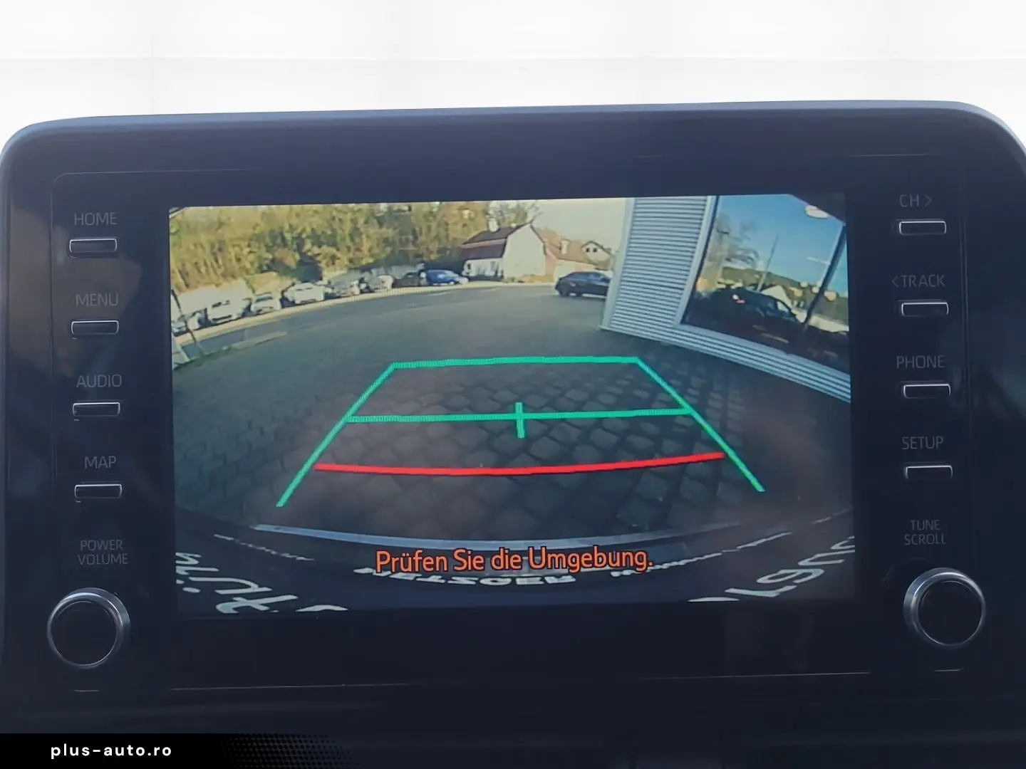 C-HR Hybrid Team D  Smartphone-Integration  LED