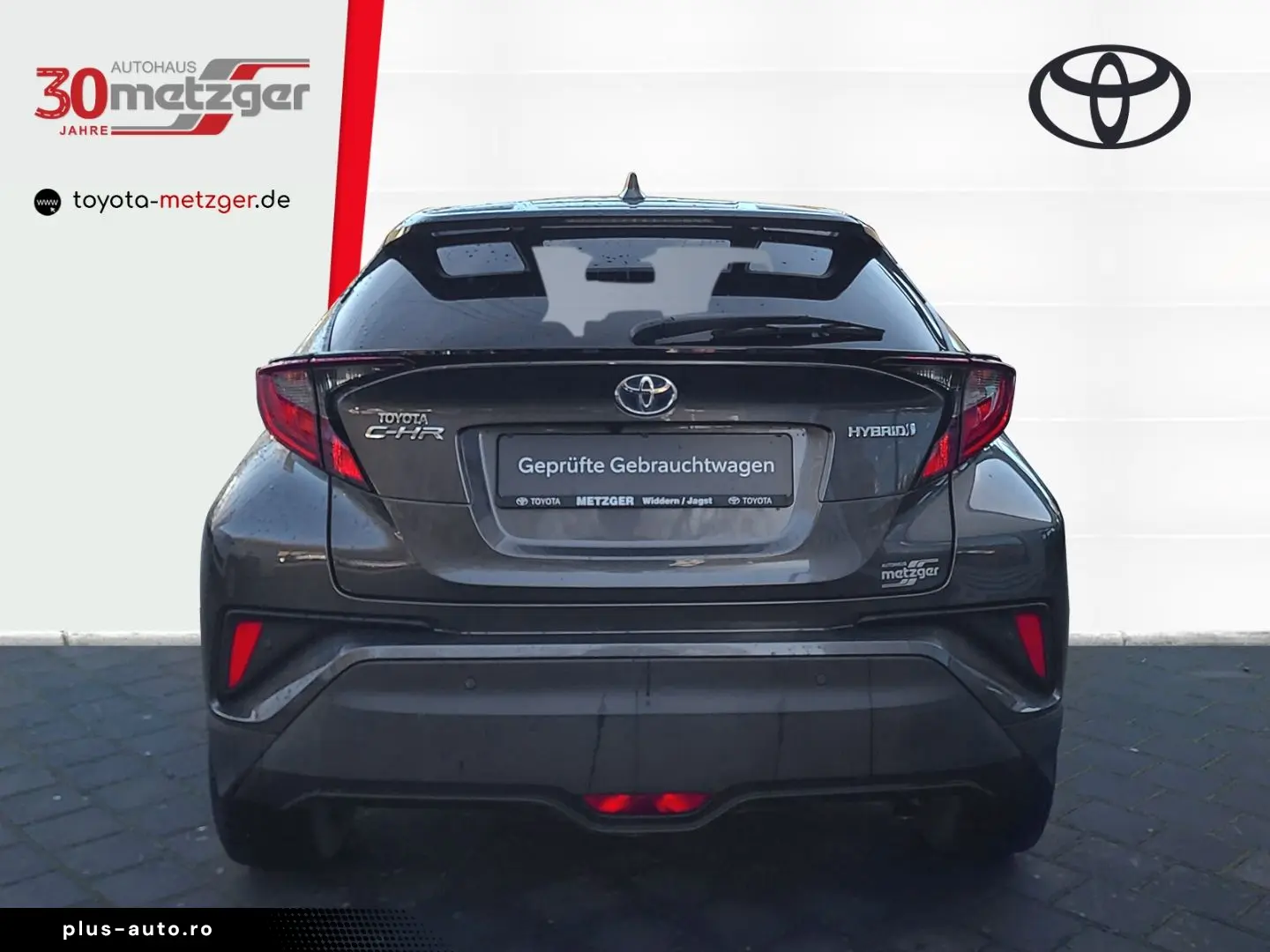 C-HR Hybrid Team D  Smartphone-Integration  LED