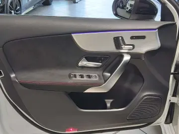 A 250 4M AMG PANO 19 ZOLL