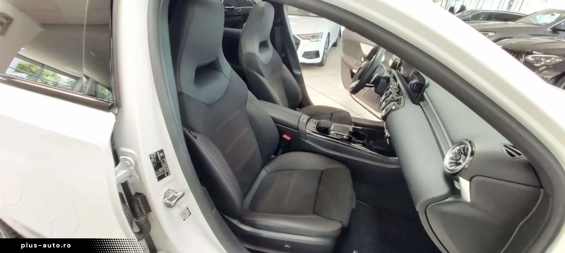 A 250 4M AMG PANO 19 ZOLL