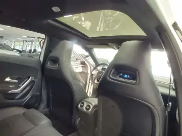 A 250 4M AMG PANO 19 ZOLL