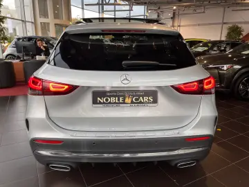 GLA 250 4Matic AMG Line PANO LED NAVI