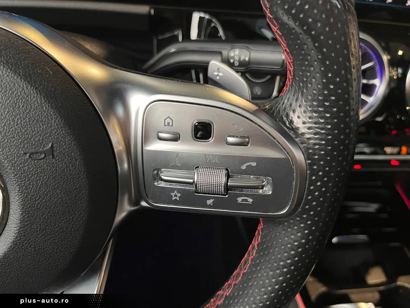 GLA 250 4Matic AMG Line PANO LED NAVI