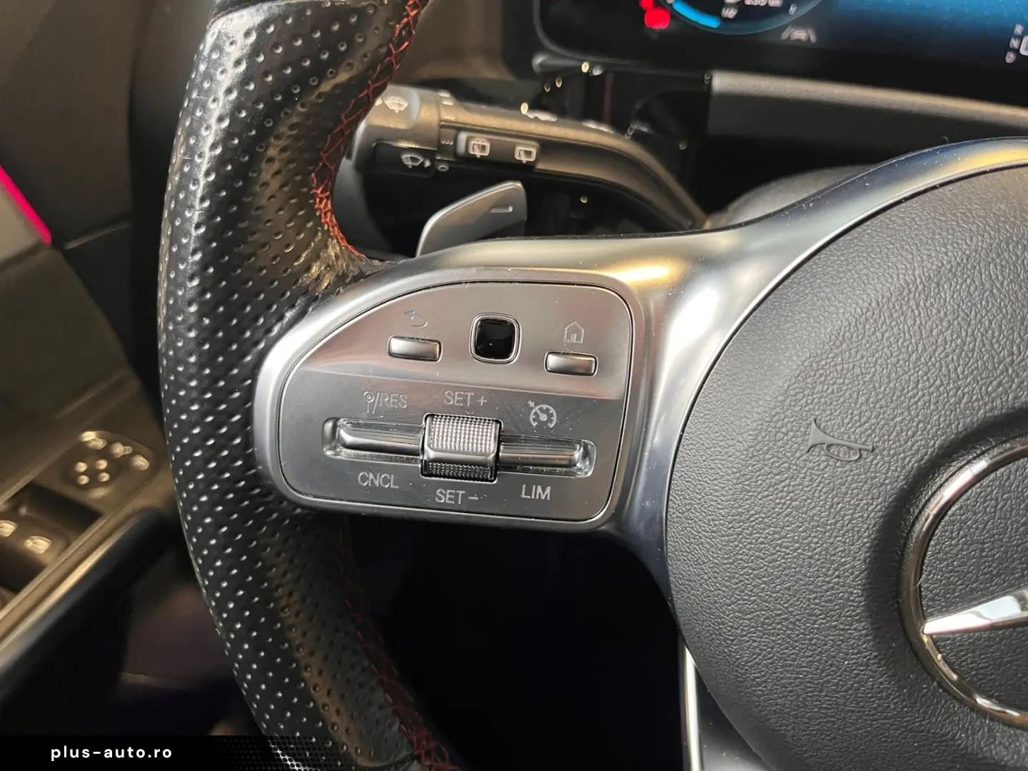 GLA 250 4Matic AMG Line PANO LED NAVI