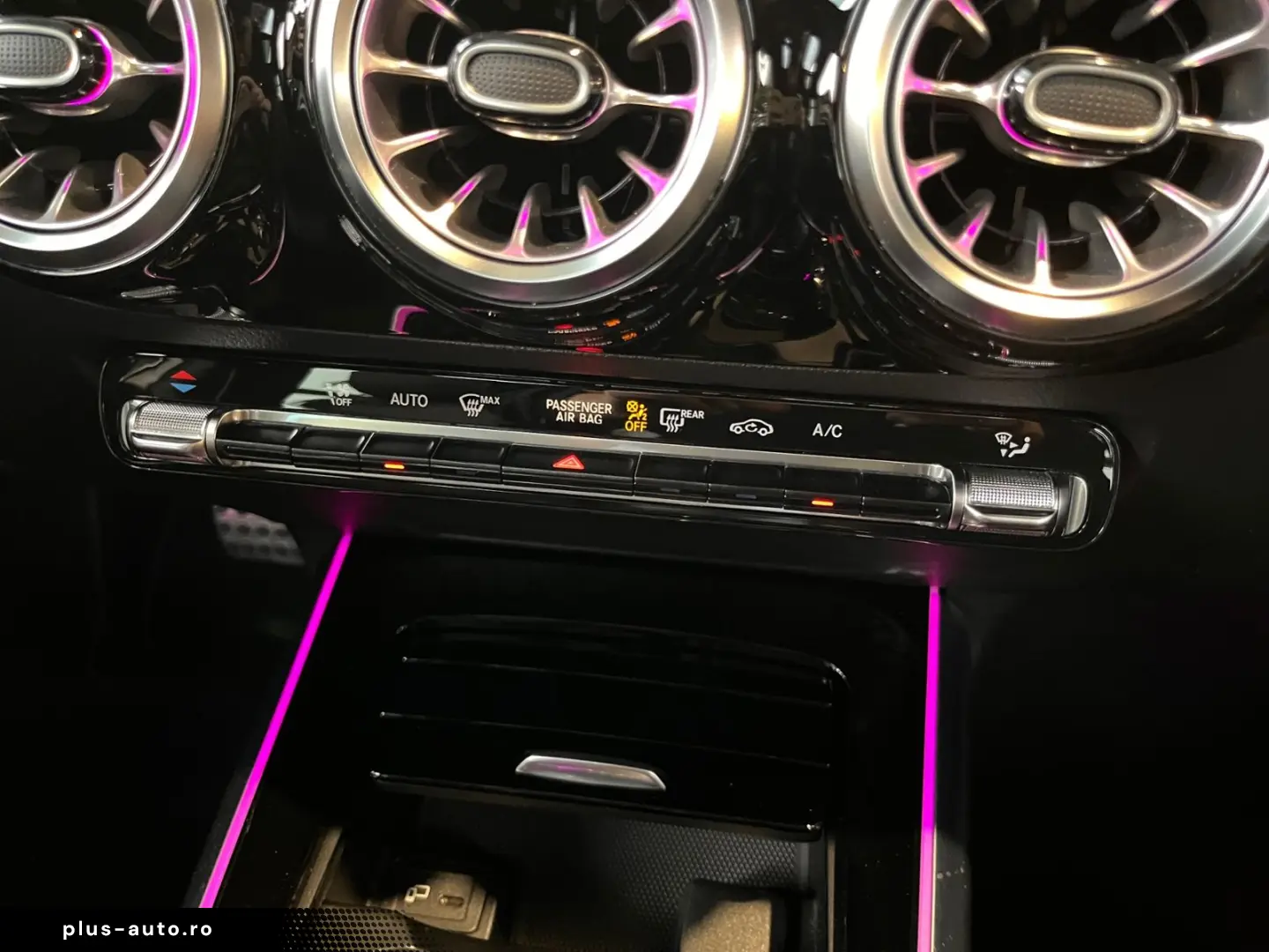 GLA 250 4Matic AMG Line PANO LED NAVI