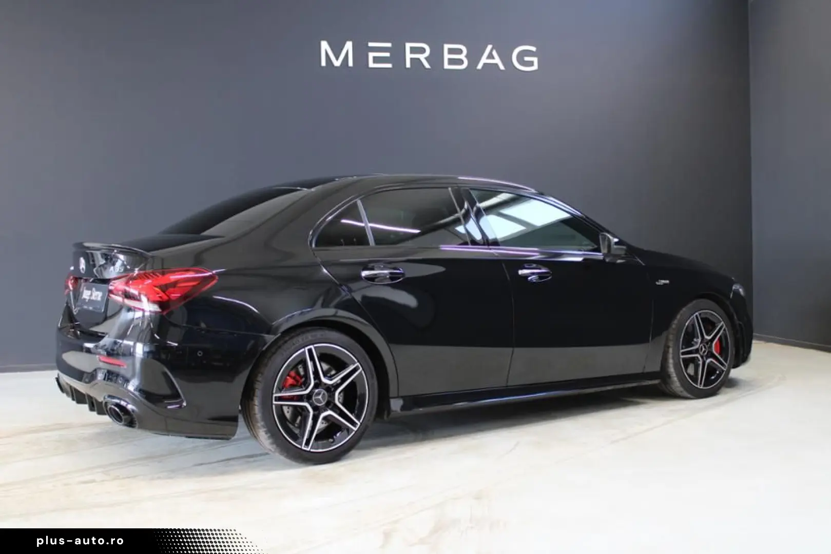 AMG A 35 4M  Limousine Night Pano Distronic LIM