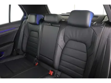 Golf R 2.0 TSI 4Mot. DSG AKRA Matrix P-Dach RFK