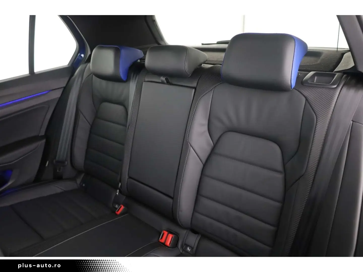 Golf R 2.0 TSI 4Mot. DSG AKRA Matrix P-Dach RFK