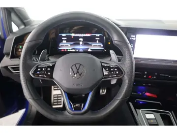 Golf R 2.0 TSI 4Mot. DSG AKRA Matrix P-Dach RFK