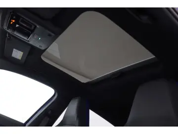 Golf R 2.0 TSI 4Mot. DSG AKRA Matrix P-Dach RFK