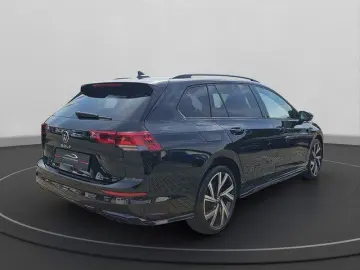 Golf VIII Variant 2.0 TSI 4MOTION DSG R-Line Spo