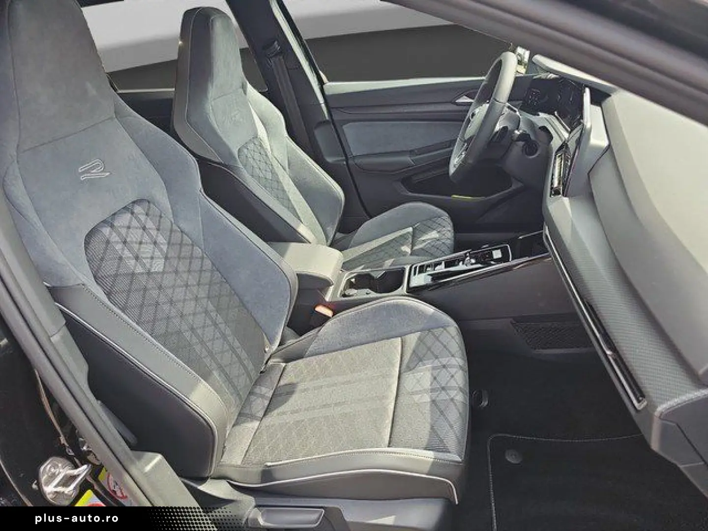 Golf VIII Variant 2.0 TSI 4MOTION DSG R-Line Spo