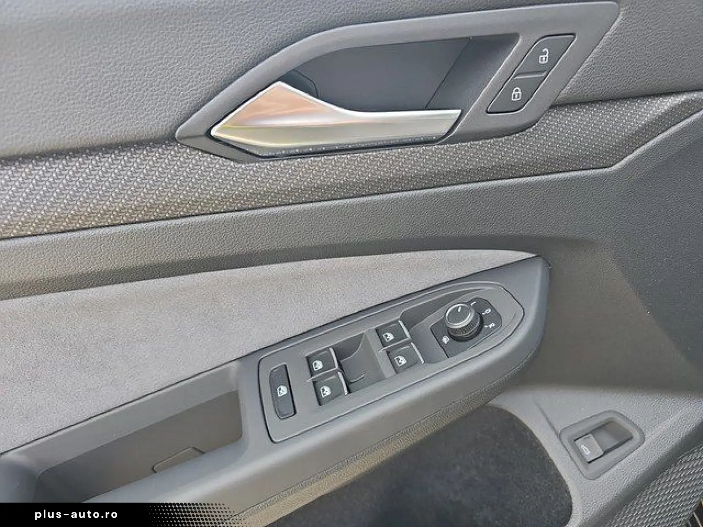 Golf VIII Variant 2.0 TSI 4MOTION DSG R-Line Spo