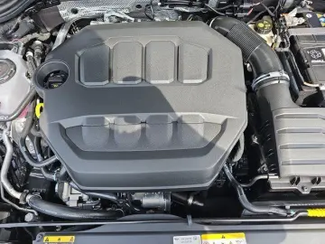 Golf VIII Variant 2.0 TSI 4MOTION DSG R-Line Spo