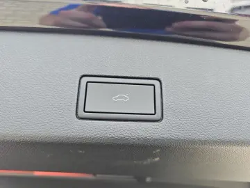 Golf VIII Variant 2.0 TSI 4MOTION DSG R-Line Spo