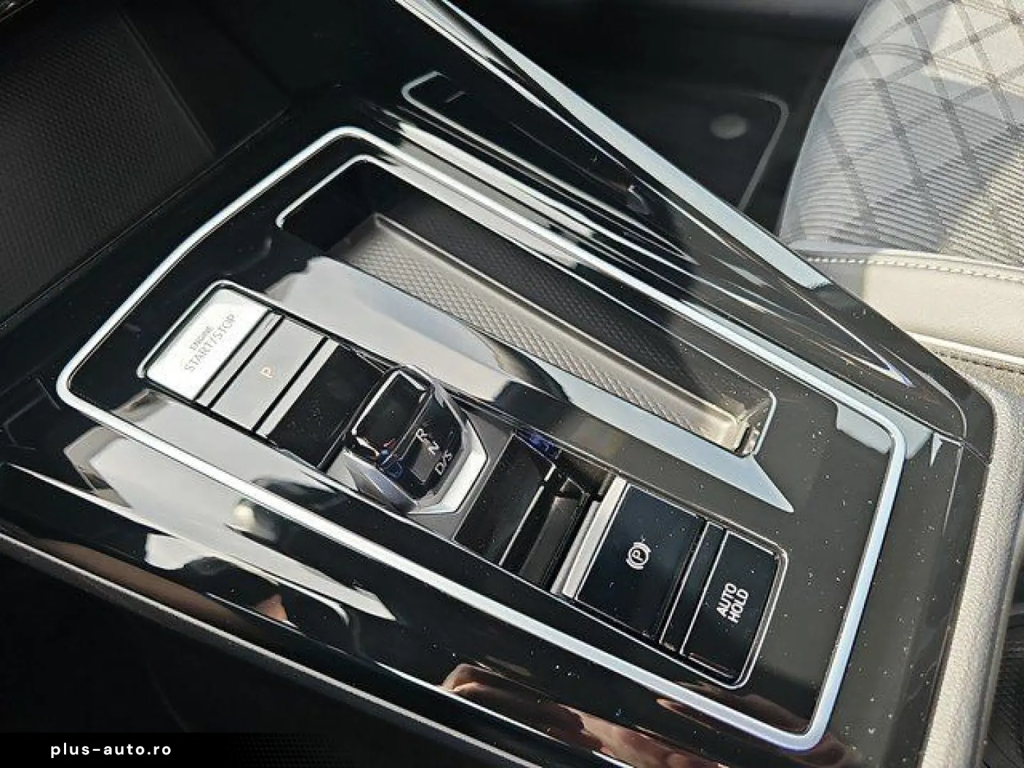 Golf VIII Variant 2.0 TSI 4MOTION DSG R-Line Spo