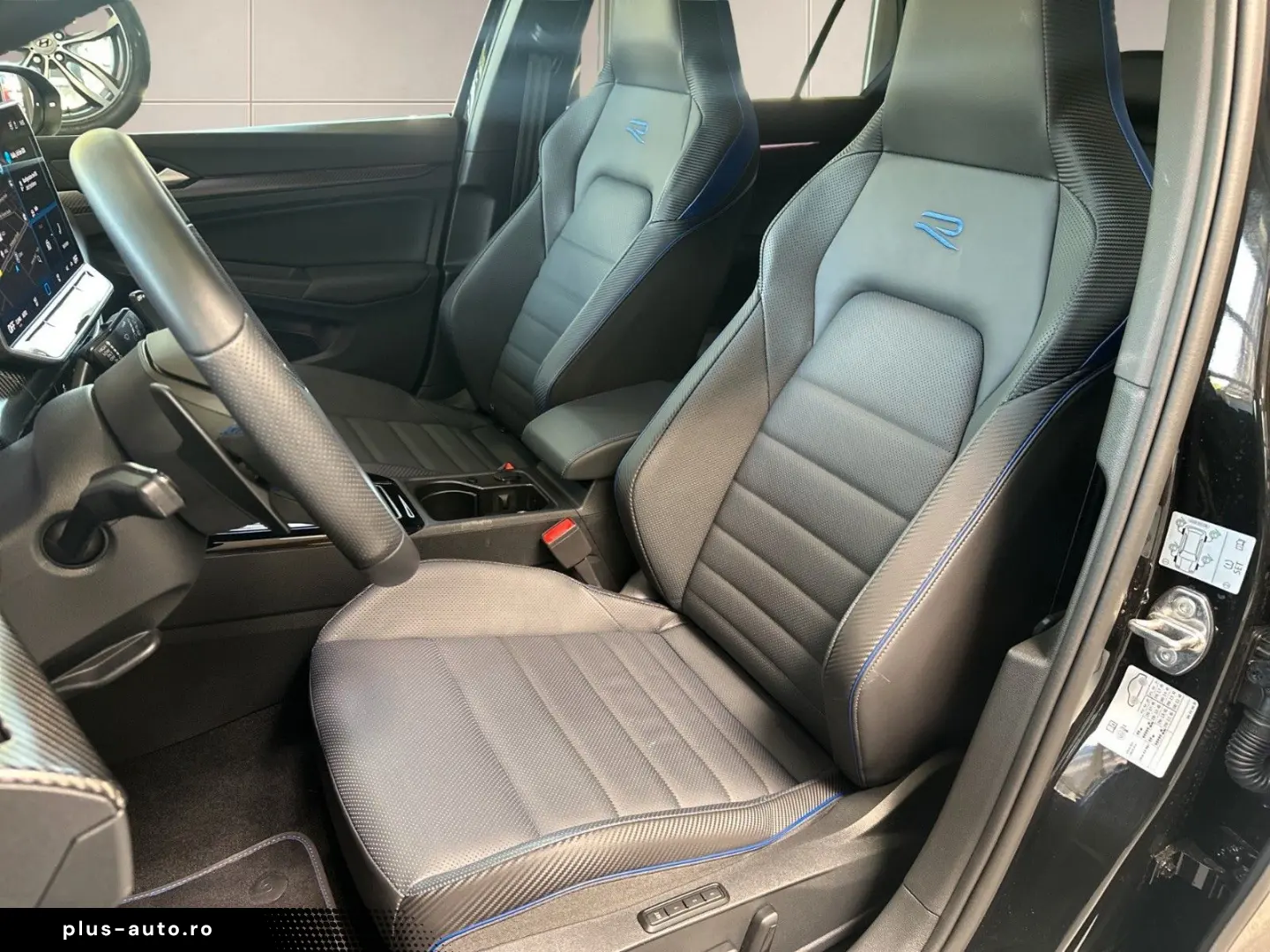 Golf R 2.0TSI Black Edition 19  Nappa H&K 270kmh