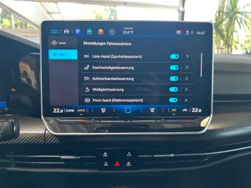 Golf R 2.0TSI Black Edition 19  Nappa H&K 270kmh