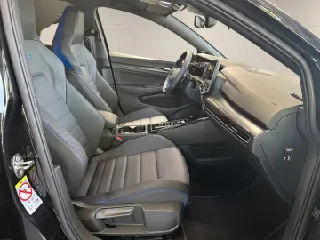 Golf R 2.0TSI Black Edition 19  Nappa H&K 270kmh