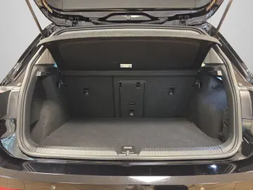 Golf VIII 1.4 eHybrid Style DSG NAVI PANO RearVi