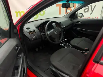 Opel Astra H