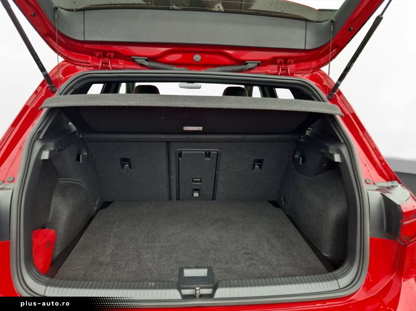 Golf VIII GTI 2.0 TSI DSG Leder Pano RüKa Black