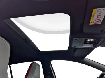 Golf VIII GTI 2.0 TSI DSG Leder Pano RüKa Black