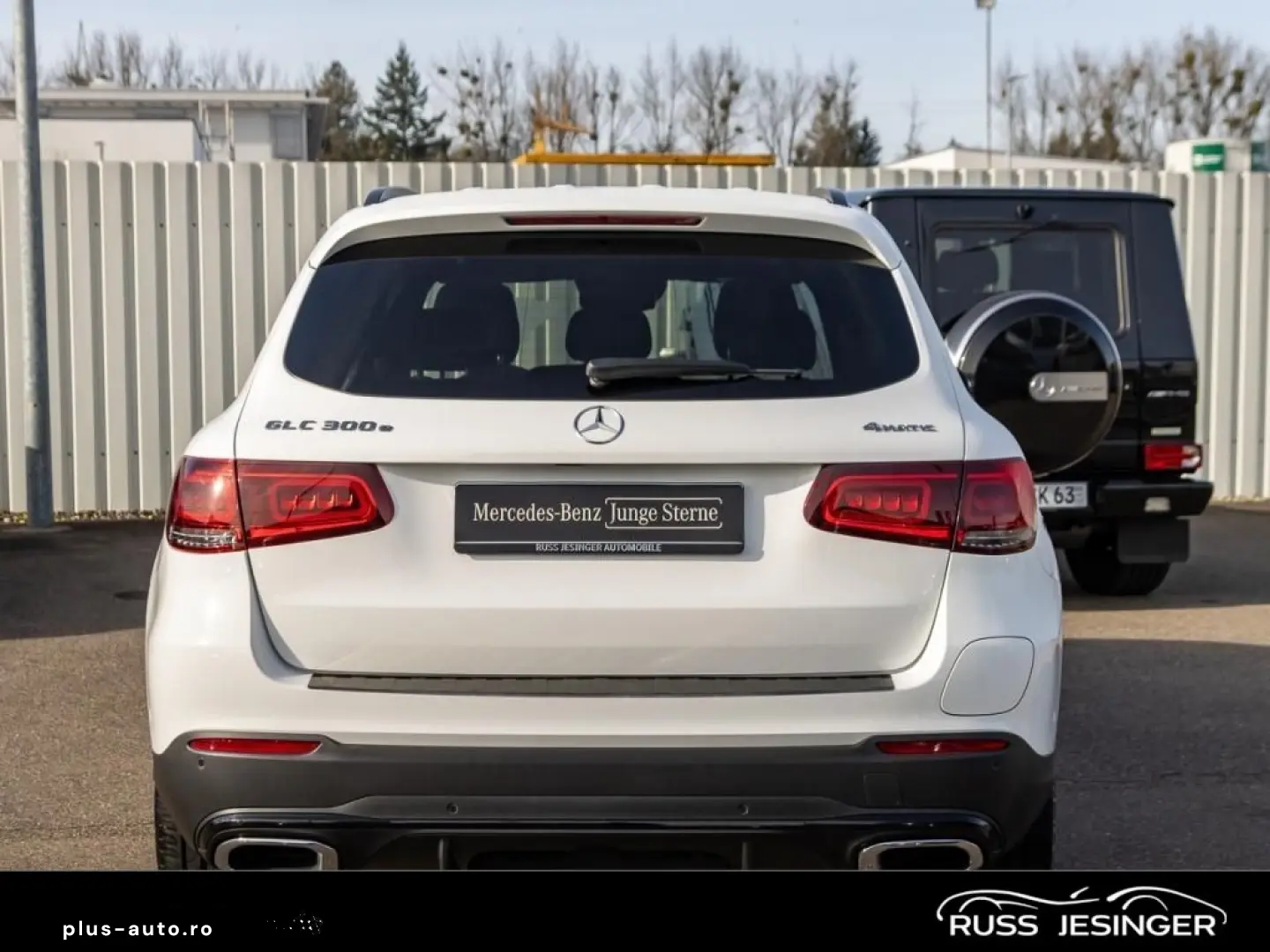 GLC 300 e 4M AMG Line  AHK KeyGo Distr Pano Burm
