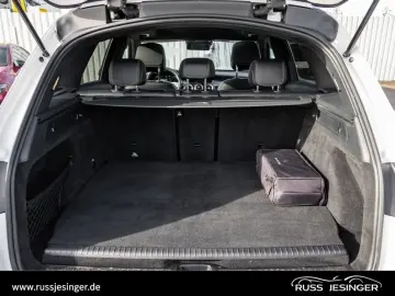 GLC 300 e 4M AMG Line  AHK KeyGo Distr Pano Burm