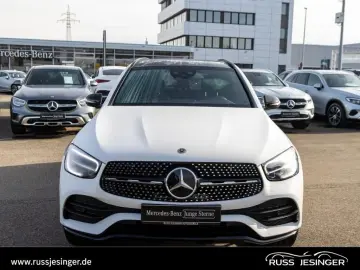 GLC 300 e 4M AMG Line  AHK KeyGo Distr Pano Burm