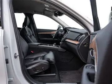 XC90 B5 Diesel Inscription AWD ACC SHZ Kamera