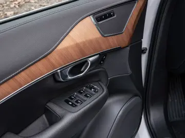 XC90 B5 Diesel Inscription AWD ACC SHZ Kamera