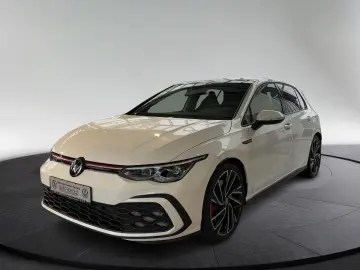 Golf VIII 2.0 TSI GTI DSG PANO RFK ACC LED NAVI