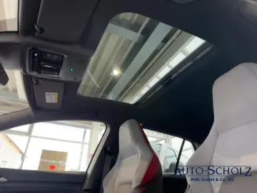 Golf VIII 2.0 TSI GTI DSG PANO RFK ACC LED NAVI