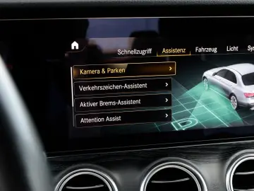 E 300 de 4M AMG Night Kamera Multibeam Burmester