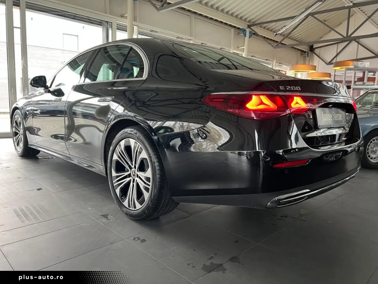 E 200 Avantgarde Pano Distronic MBUX 19Zoll Totw