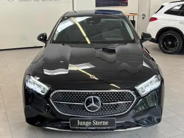 E 200 AVANTGARDE PANO DISTRO 19  KEYLESS CARPLAY