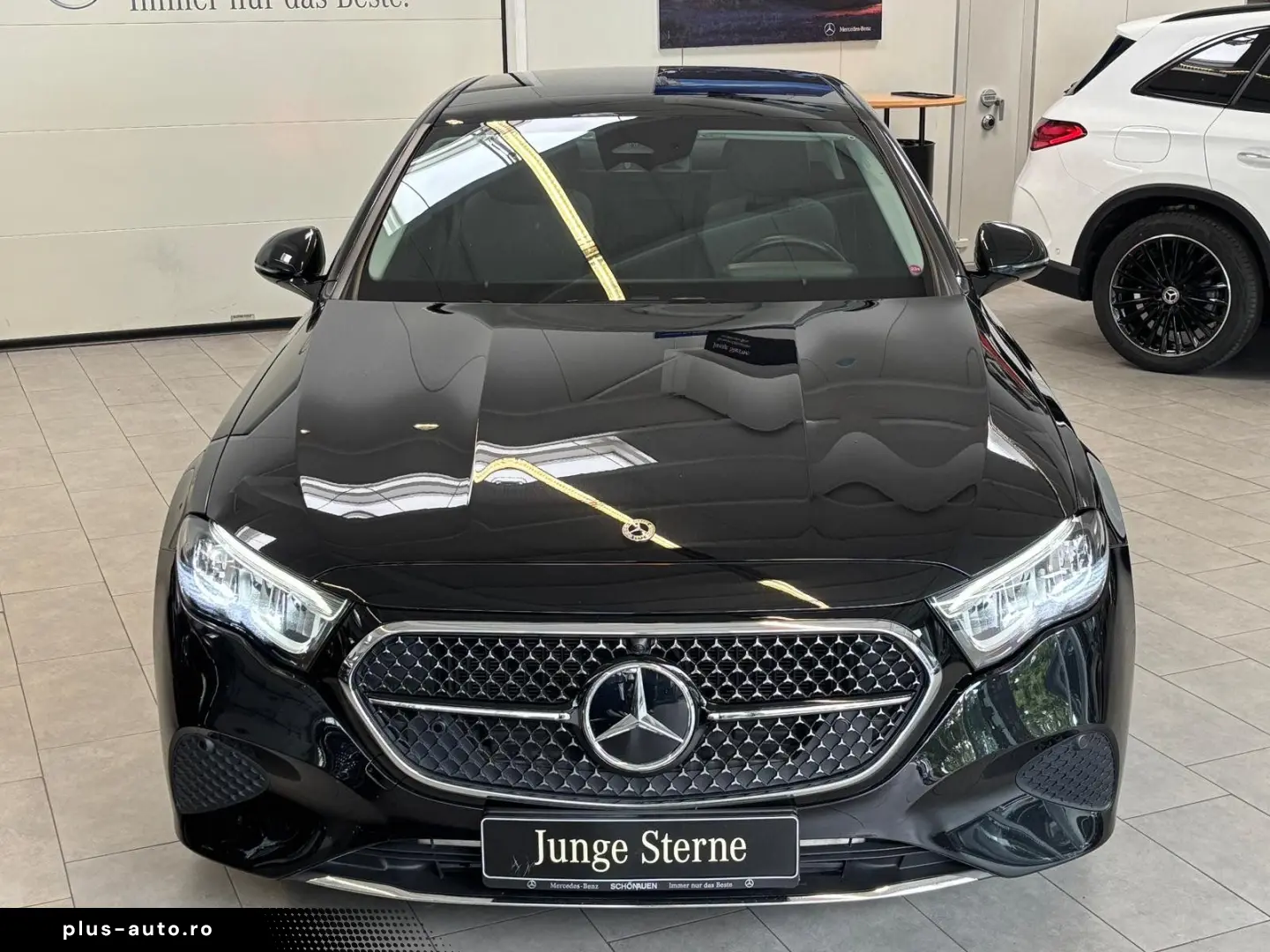 E 200 AVANTGARDE PANO DISTRO 19  KEYLESS CARPLAY