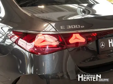 E 300 e AMG LED AMBIENTE WINTER-P. R-KAMERA SHZ