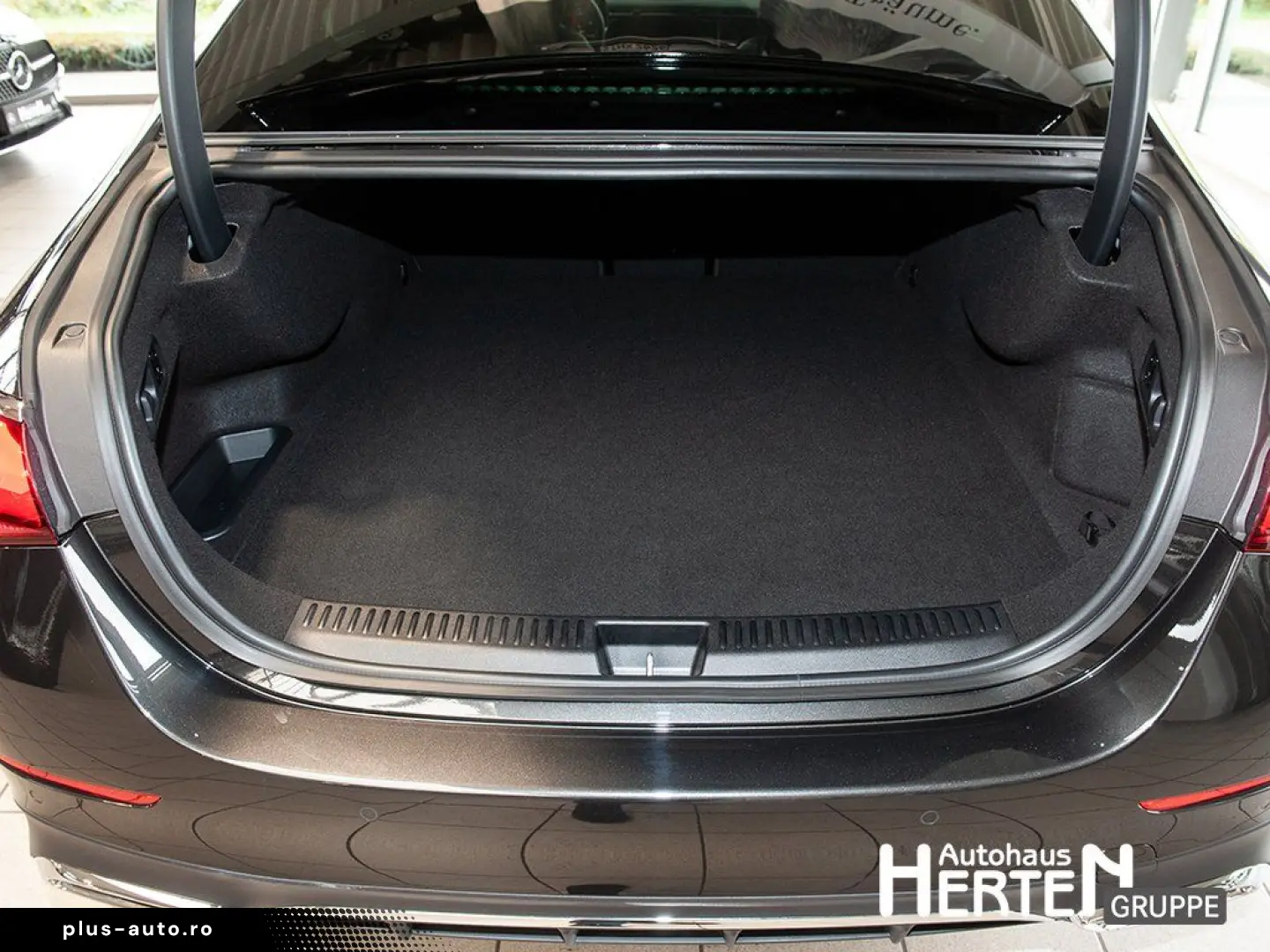 E 300 e AMG LED AMBIENTE WINTER-P. R-KAMERA SHZ