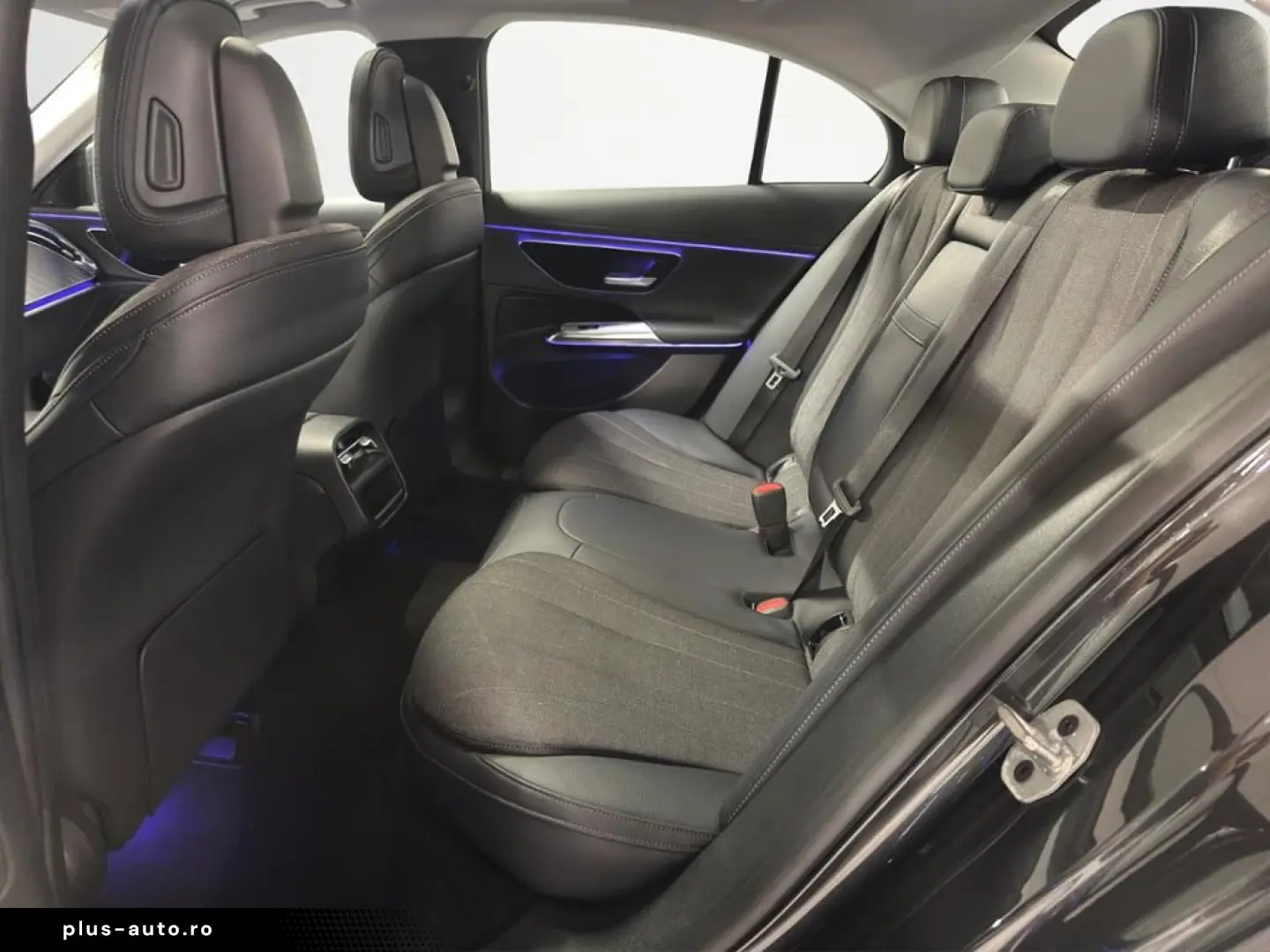 E 200 Avantgarde  Pan.SHD Winter-P LED Keyless