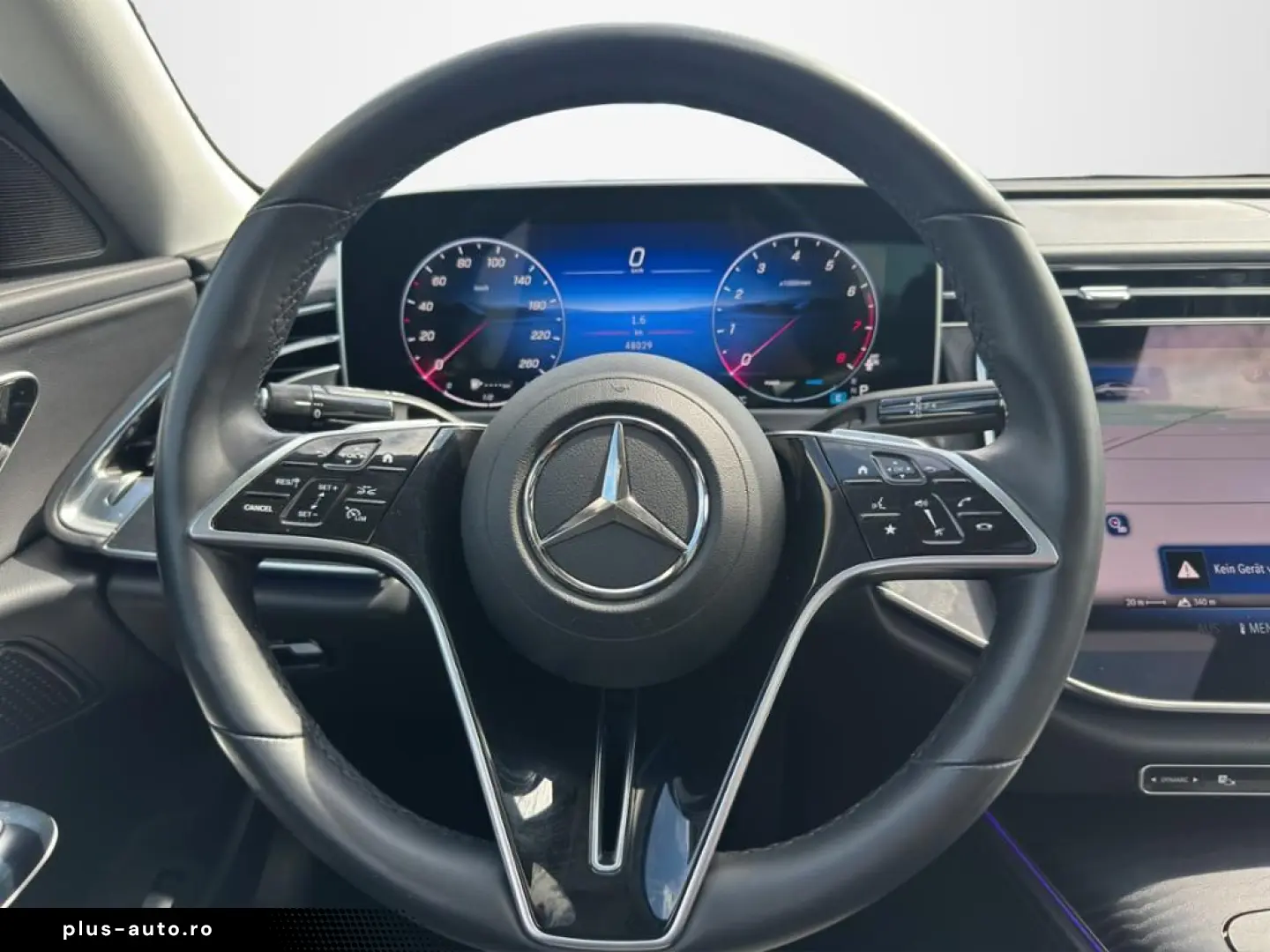 E 200 Avantgarde  Pan.SHD Winter-P LED Keyless