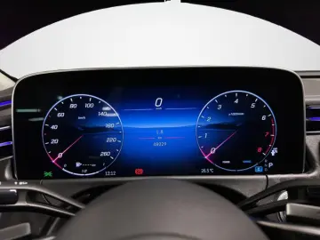 E 200 Avantgarde  Pan.SHD Winter-P LED Keyless