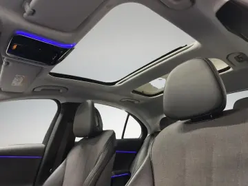 E 200 Avantgarde  Pan.SHD Winter-P LED Keyless