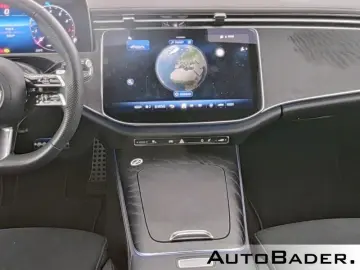 E 200 AMG Advanced Night LED DISTR TotWi RFK 19