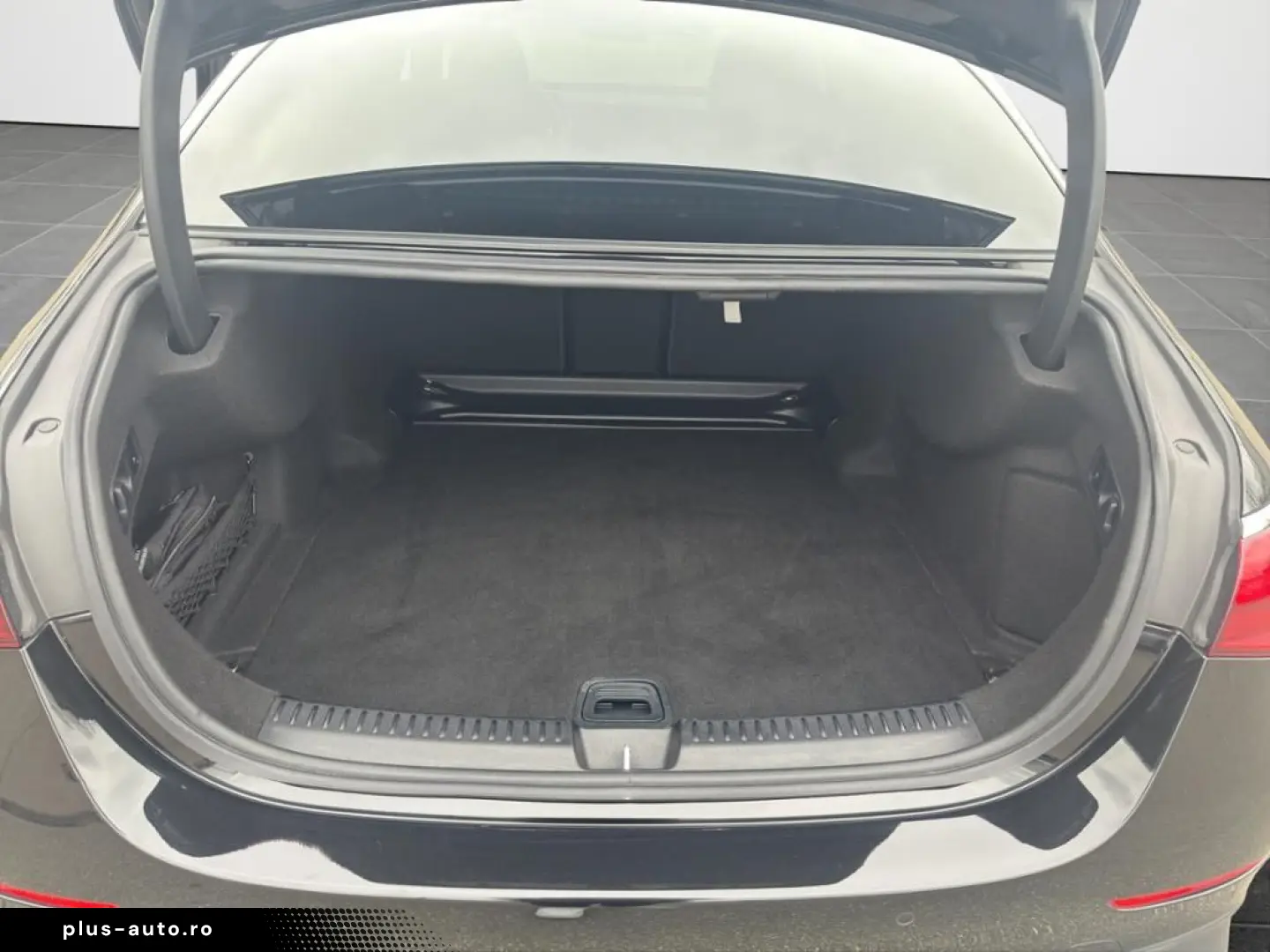 E 200 AMG Night Ambientebel KeylessGo Totwinkel