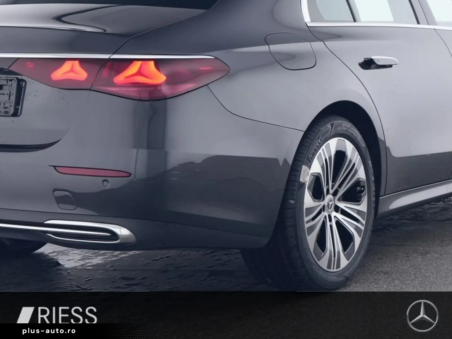 E 220 d Limousine AVANTGARDE PANO LED RFK DISTRO