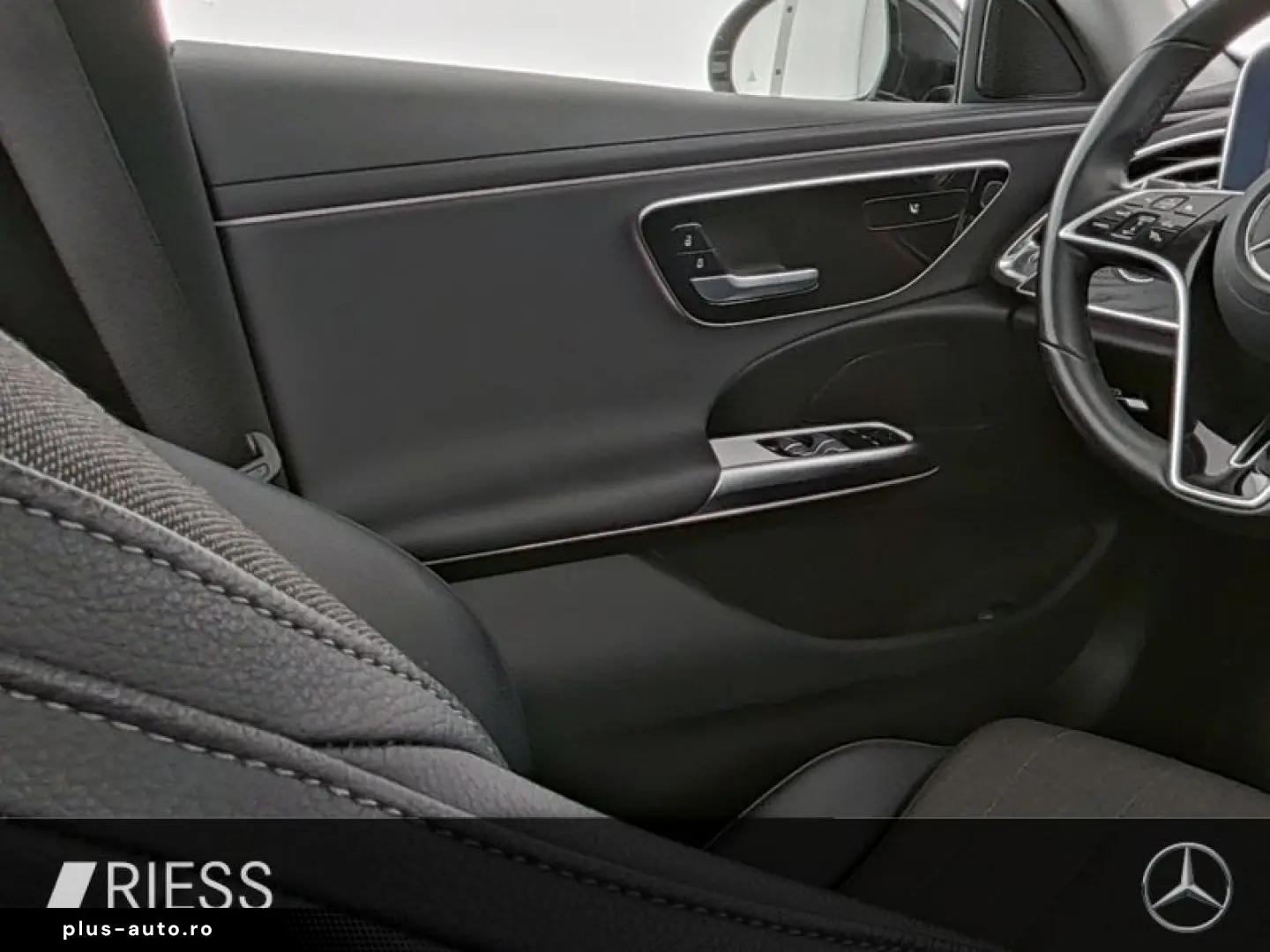 E 220 d Limousine AVANTGARDE PANO LED RFK DISTRO